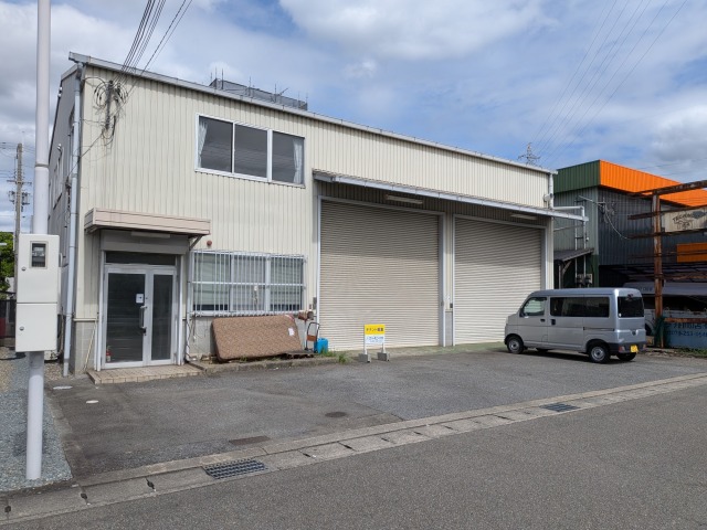上野田貸倉庫（事務所・住居・事務所付）